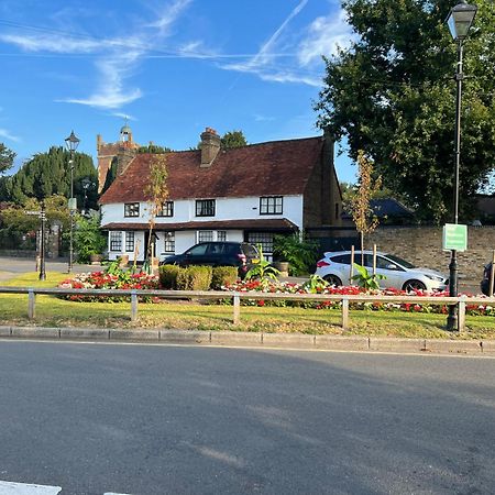 Harmondsworth Hall エクステリア 写真